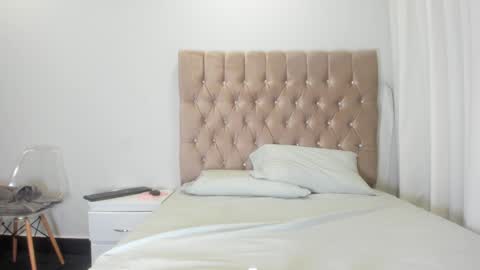 Selene online show from 29, 9, 2025