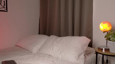 Selene Nova online show from 18, 2, 2026