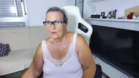 Selenna online show from 24, 6, 2026