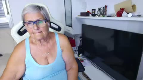 Selenna online show from 28, 6, 2026
