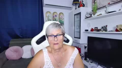 Selenna online show from 29, 7, 2026