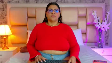 Selenna Cooper online show from 16, 1, 2026