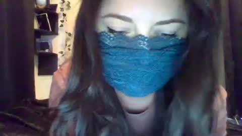 Lauren online show from 2, 12, 2025