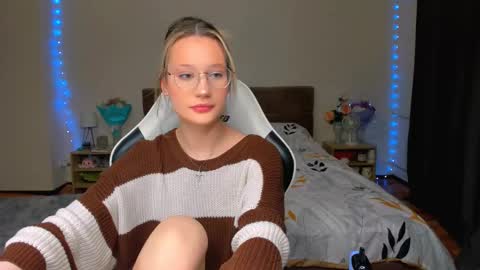 Simon and Alice online show from 26, 10, 2025