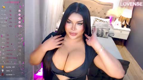 Snapshot of selfsuckcumexploder chatting on 6, 3, 2025 Kyla Yung online show from 6, 3, 2025