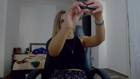 sellena_angel online show from 30, 10, 2025