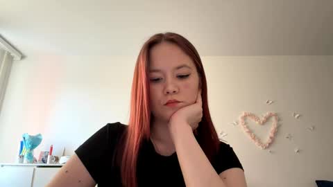 Lily online show from 29, 4, 2026