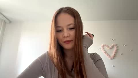 Lily online show from 13, 7, 2026