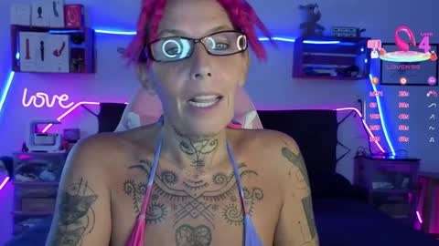 Selvaggia Del Caribe online show from 13, 10, 2025