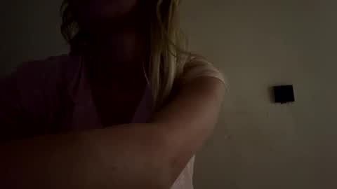 Sennya online show from 5, 10, 2025