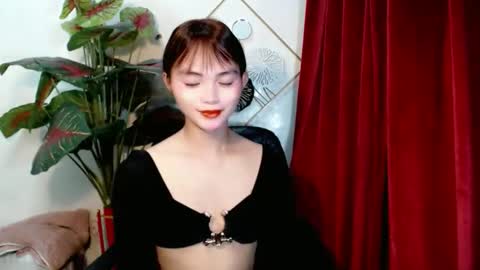 sensational_yeng online show from 12, 10, 2025