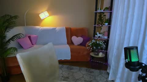 Snapshot of sensitiveheartt chatting on 19, 9, 2025 sensitiveheartt online show from 19, 9, 2025