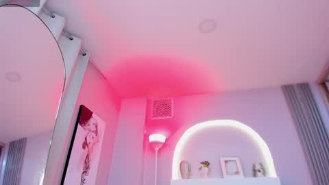 Snapshot of sensual_shanel chatting on 21, 4, 2026 sensual_shanel online show from 21, 4, 2026