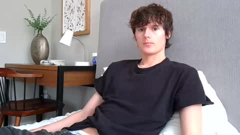 Snapshot of sensualalien chatting on 2, 3, 2025 Cam online show from 2, 3, 2025