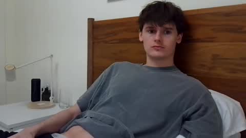 Snapshot of sensualalien chatting on 2, 11, 2025 Cam online show from 2, 11, 2025