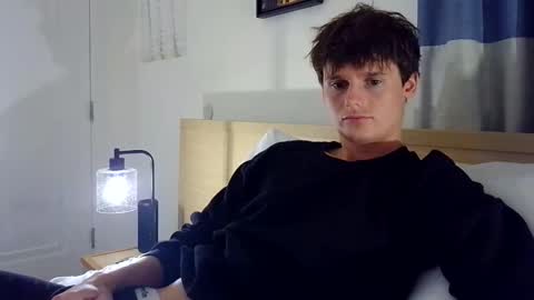 Snapshot of sensualalien chatting on 25, 11, 2025 Cam online show from 25, 11, 2025