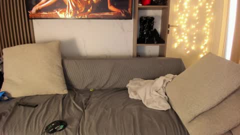 sensualbarbies online show from 9, 4, 2026