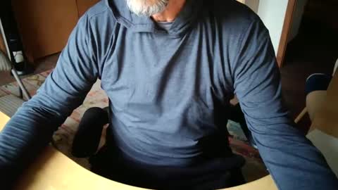 Snapshot of sensualgentlem chatting on 2, 10, 2025 Sensually Yours online show from 2, 10, 2025