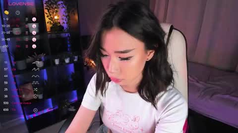 Snapshot of sensualily chatting on 13, 12, 2025 Kiki online show from 13, 12, 2025