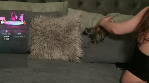 Alya online show from 30, 3, 2026