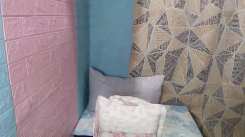 Snapshot of sensuouslips chatting on 3, 2, 2026 SensuousLips online show from 3, 2, 2026