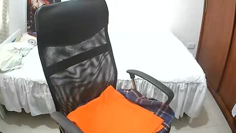 senthix  heyy promo en OnlyFans aprovecha 85 descuento online show from 17, 9, 2025