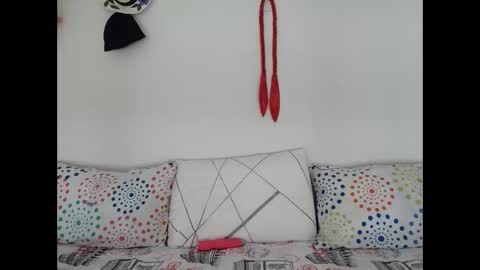 sephorandmonell online show from 15, 4, 2026