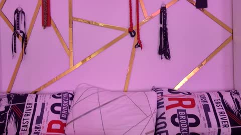 sephorandmonell online show from 24, 4, 2026