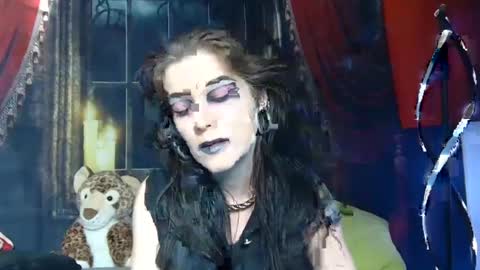 Seraphin Munster online show from 12, 2, 2025