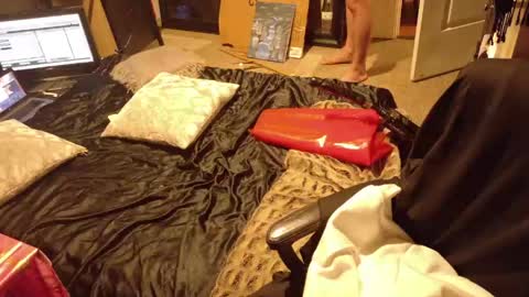 seraphyx33 online show from 18, 4, 2026