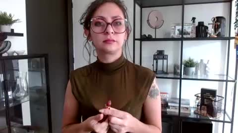 Serena Xyz online show from 30, 6, 2026