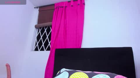 Snapshot of serenawilliam_ chatting on 23, 11, 2025 serenawilliam_ online show from 23, 11, 2025