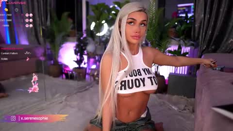 Snapshot of serene_sophiex chatting on 9, 3, 2025 Serene Sophiex online show from 9, 3, 2025