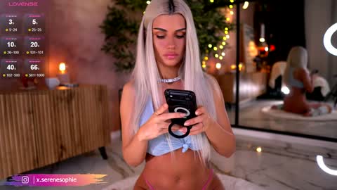 Serene Sophiex online show from 3, 2, 2026