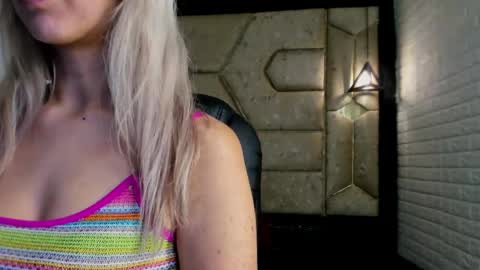 Serene online show from 11, 4, 2026