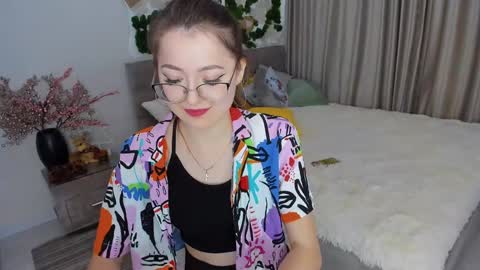 Ophelia online show from 14, 1, 2025