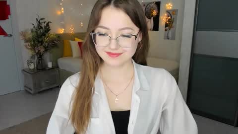 Ophelia online show from 6, 2, 2025