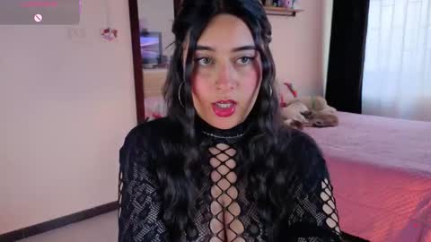 Snapshot of serenna_se chatting on 28, 4, 2026 Serenna Cruz online show from 28, 4, 2026