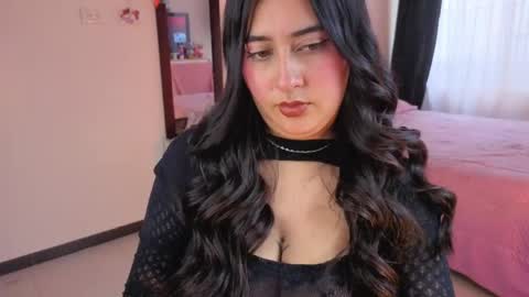 Snapshot of serenna_se chatting on 5, 6, 2026 Serenna Cruz online show from 5, 6, 2026
