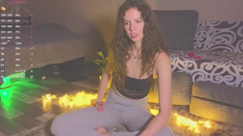 Hey Guys and Girls non-binary personalities  Im Sereta online show from 5, 10, 2025