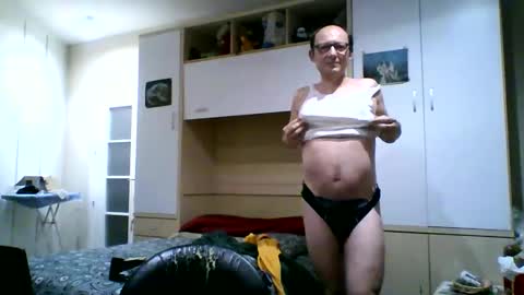 Snapshot of serrano49 chatting on 2, 12, 2024 serrano49 online show from 2, 12, 2024