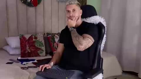 HEY IM SETH online show from 30, 12, 2024