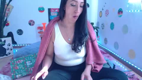 Snapshot of seuctive_woman57 chatting on 11, 12, 2024 samy online show from 11, 12, 2024