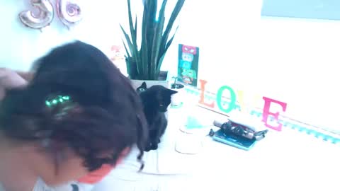 Snapshot of seuctive_woman57 chatting on 24, 9, 2025 samy online show from 24, 9, 2025