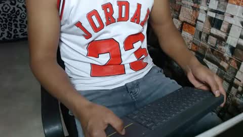 arnold online show from 6, 11, 2025