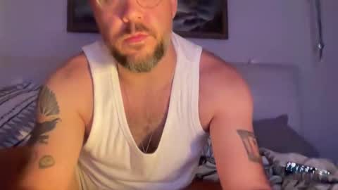 sexbeacon online show from 28, 5, 2026