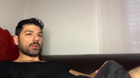 Lucenzo  online show from 6, 2, 2026