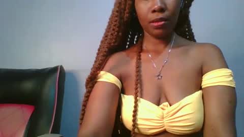 Snapshot of sexie_curvie chatting on 6, 2, 2025 Maggie online show from 6, 2, 2025