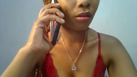 Snapshot of sexie_curvie chatting on 6, 2, 2025 Maggie online show from 6, 2, 2025