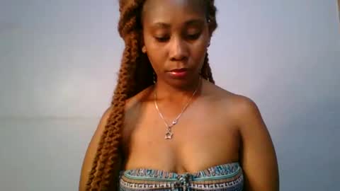 Snapshot of sexie_curvie chatting on 7, 2, 2025 Maggie online show from 7, 2, 2025